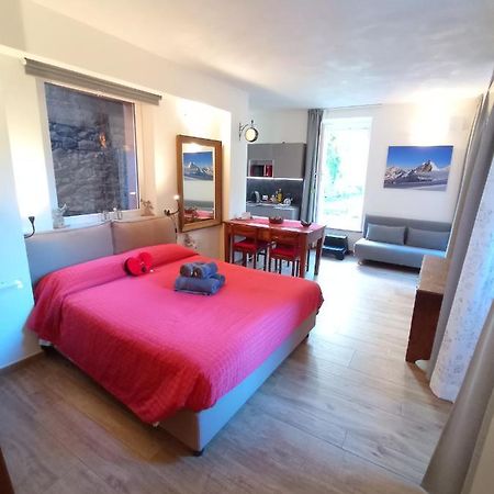 Maison Soleil - Sofia Suite Aosta Luaran gambar