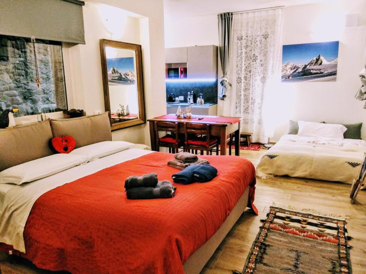 Maison Soleil - Sofia Suite Aosta Luaran gambar