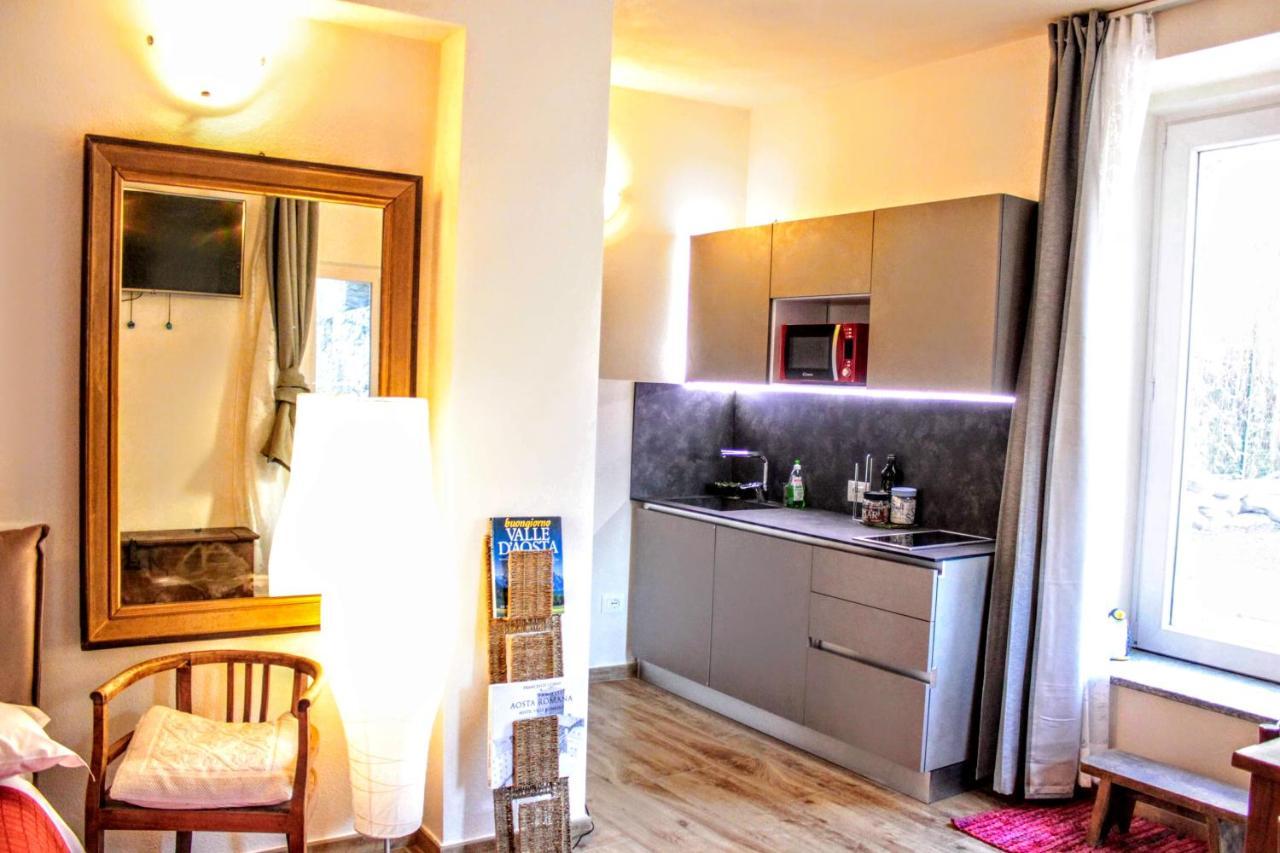 Maison Soleil - Sofia Suite Aosta Luaran gambar